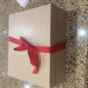 Louboutin Queen Alta 150